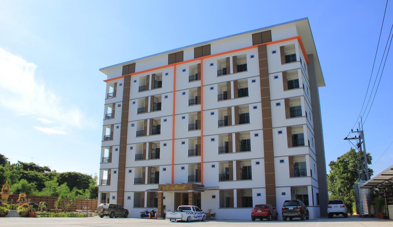 Thani Residence Чонбурі Екстер'єр фото